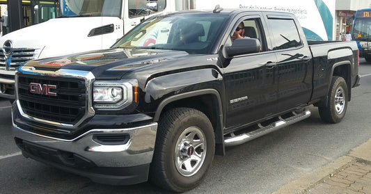 GMC Sierra 1500, offered with the 6.2L L86 AFM V8
